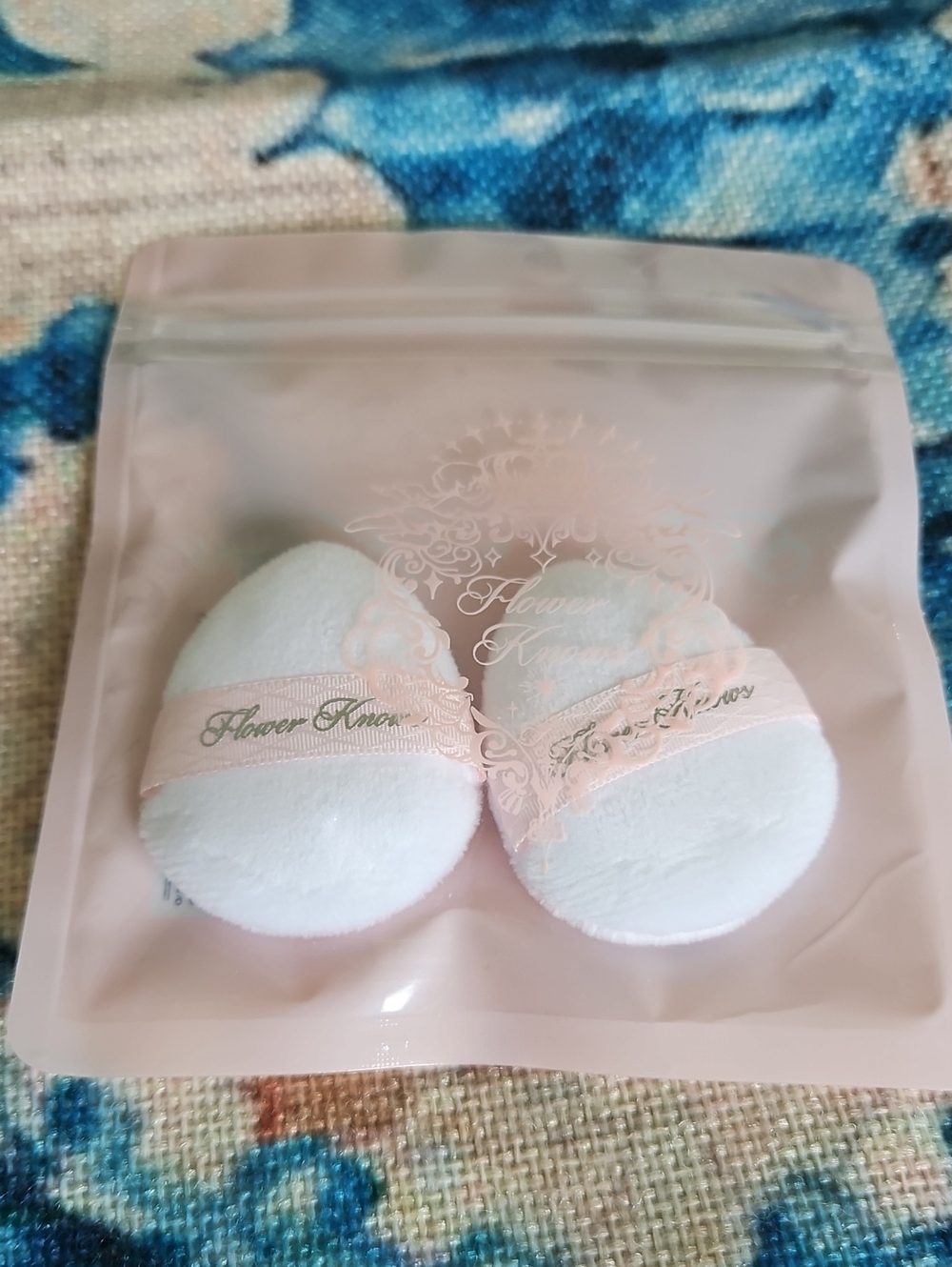 Flower Knows Mini Powder Puff